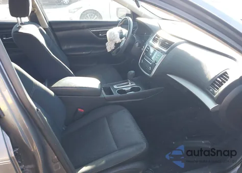 2017 Nissan Altima 2.5 S z USA, uszkodzony, nr VIN 1N4AL3AP5HN360636